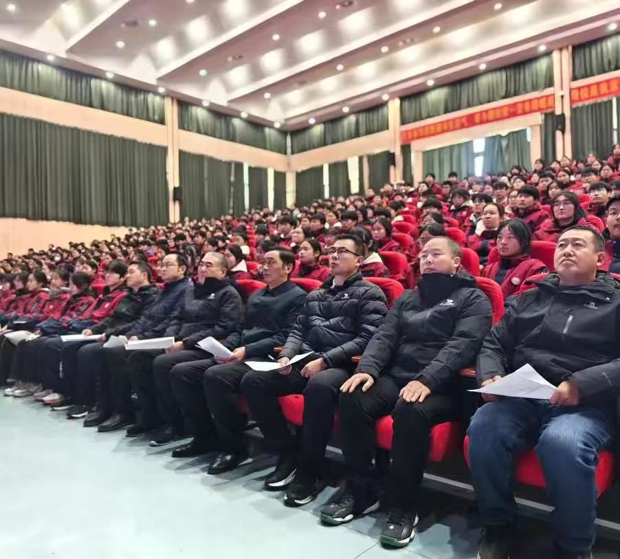 回顾屈辱勿忘国耻 致敬先烈吾辈自强(图1)
