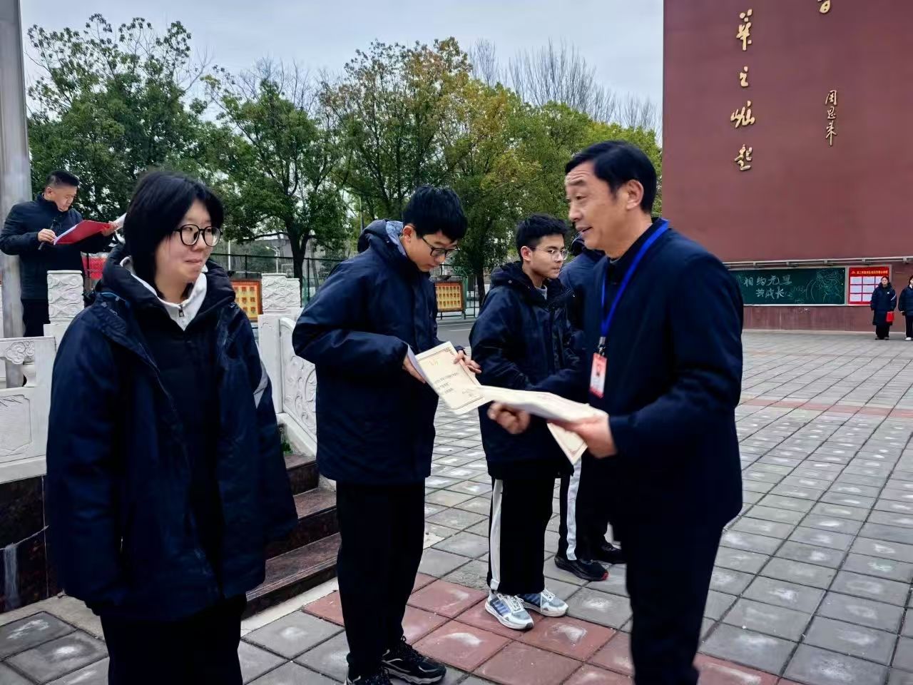 继承先烈精神  砥砺前行圆梦  图片(图6)